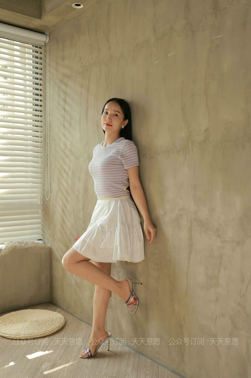 IESS异思趣向 No.875 Li Li