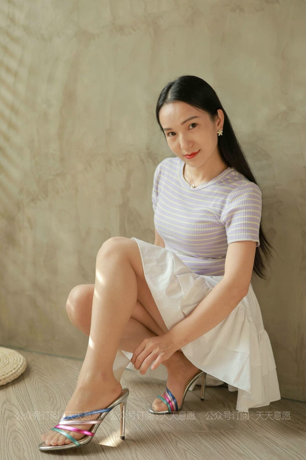 IESS异思趣向 No.875 Li Li