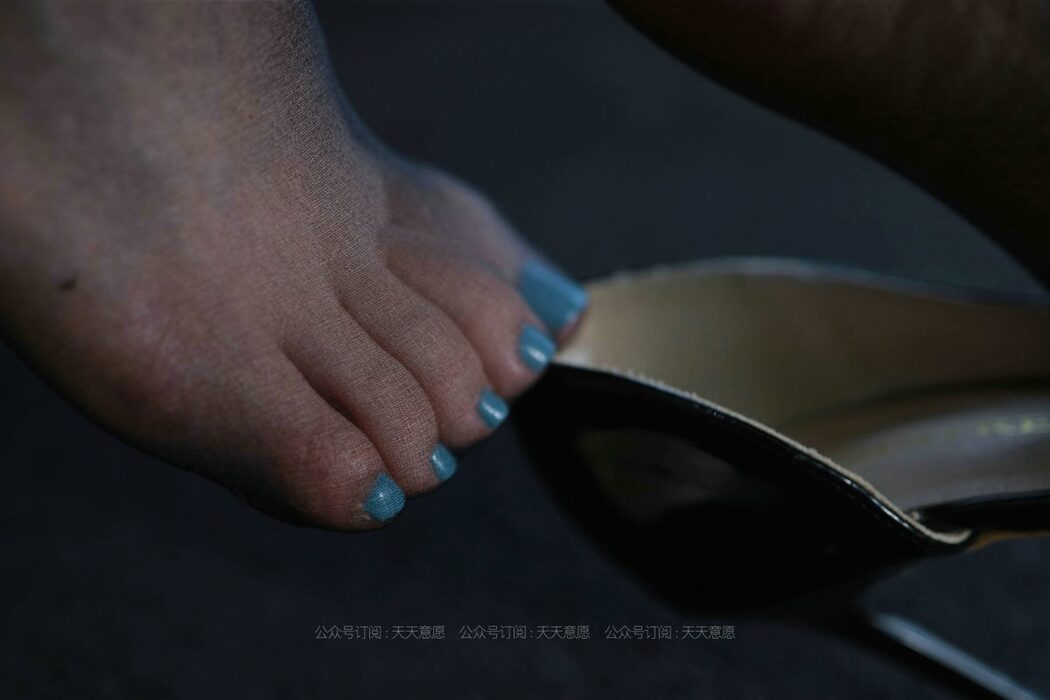 IESS异思趣向 No.890 Zi Wei