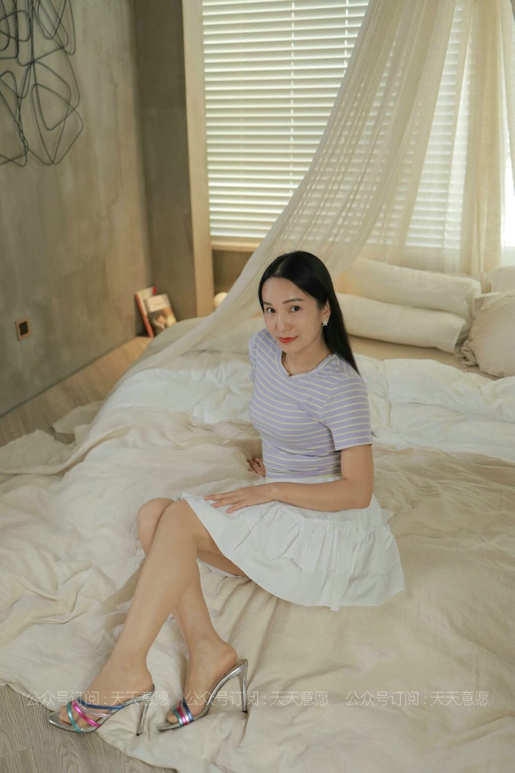 IESS异思趣向 No.875 Li Li