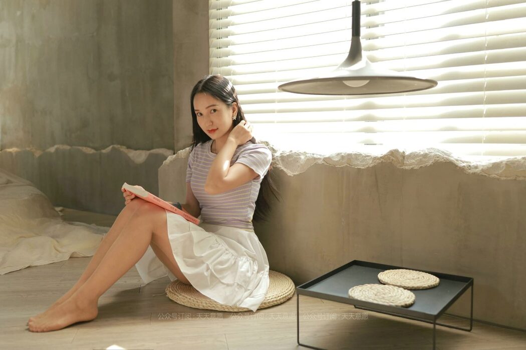 IESS异思趣向 No.875 Li Li