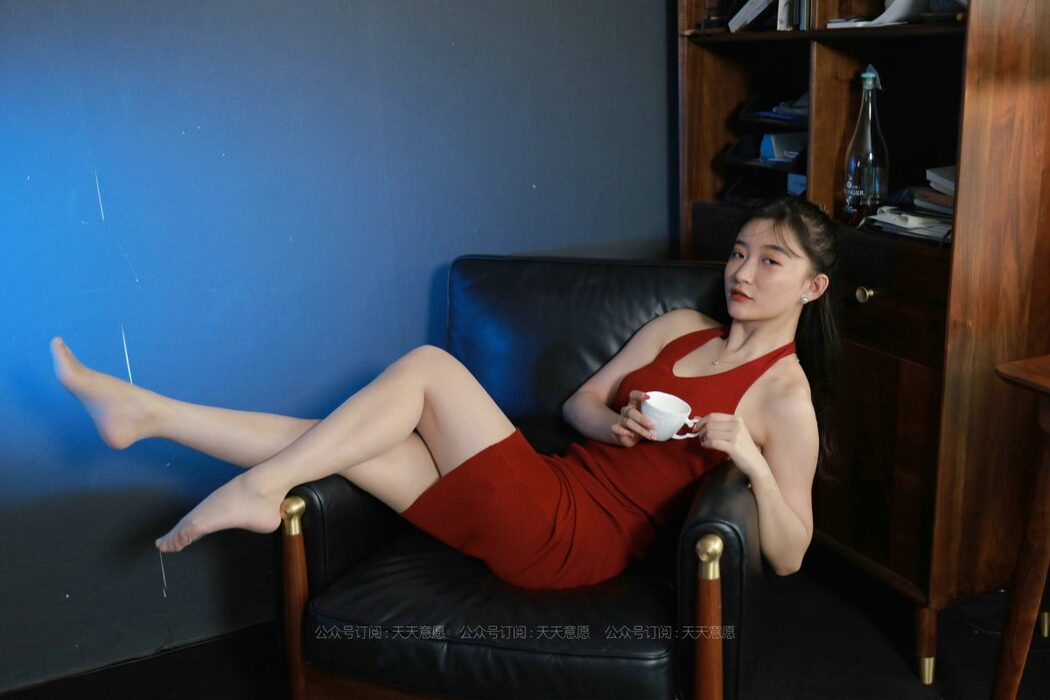 IESS异思趣向 No.881 Qiu Qiu