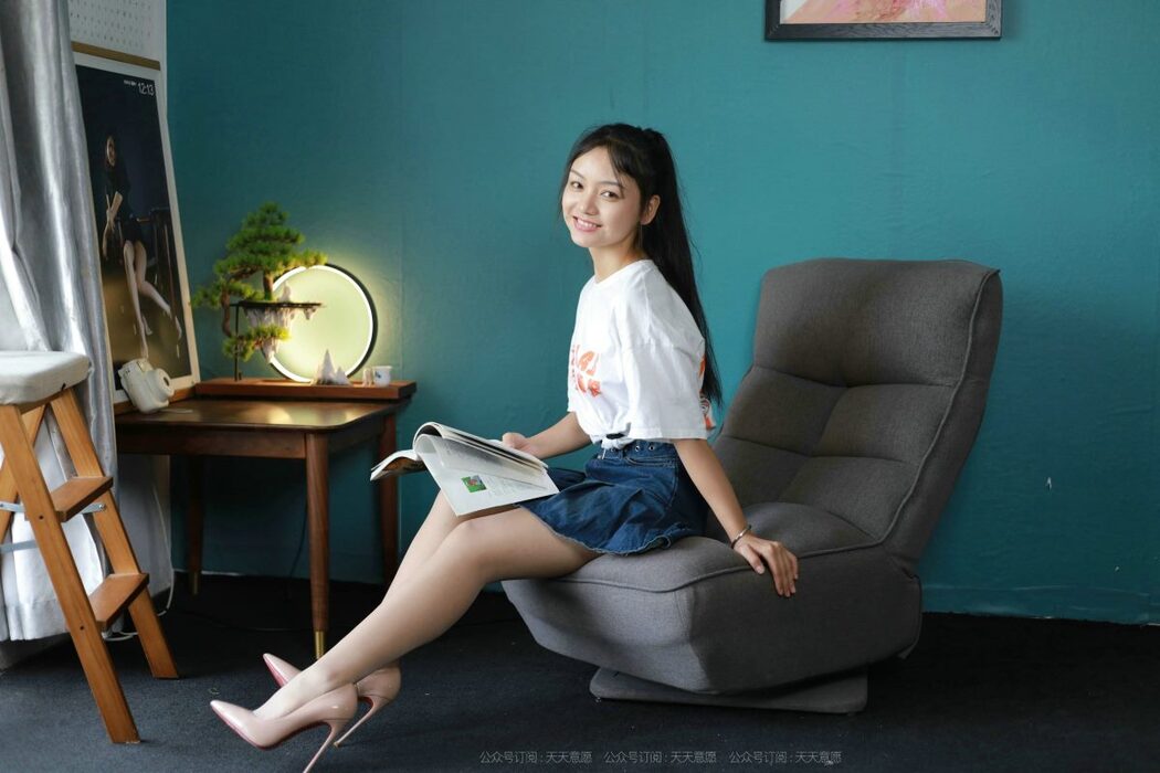 IESS异思趣向 No.900 Xiao Qi