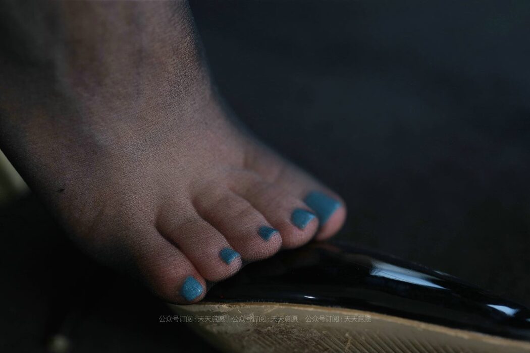 IESS异思趣向 No.890 Zi Wei