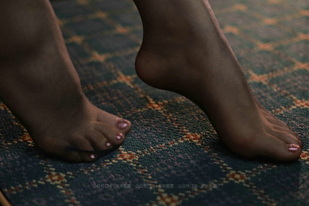 IESS异思趣向 No.887 Xiao Qi