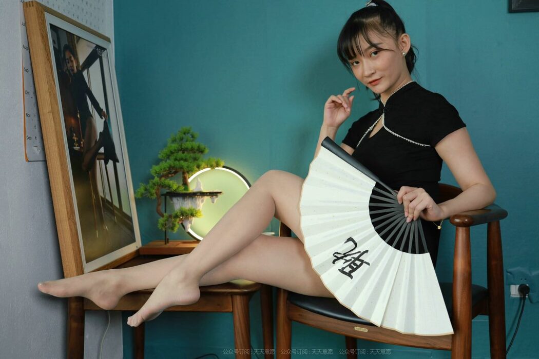 IESS异思趣向 No.932 Qiu Qiu