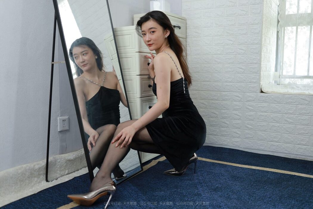 IESS异思趣向 No.892 Qiu Qiu