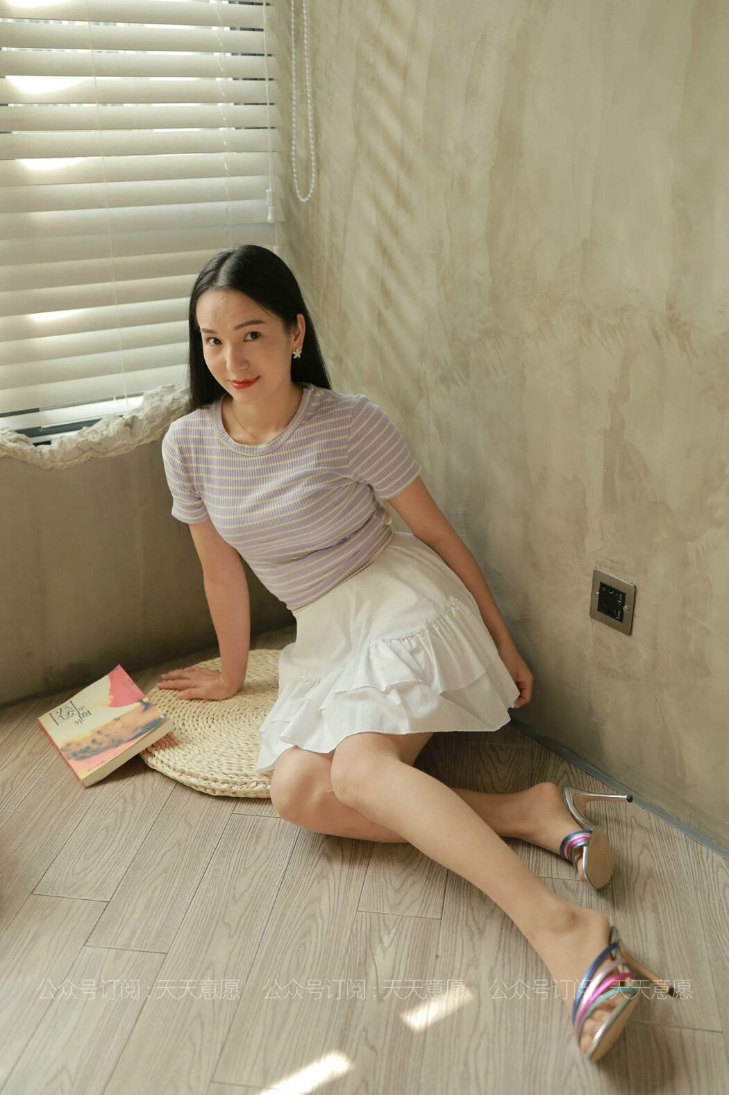 IESS异思趣向 No.875 Li Li