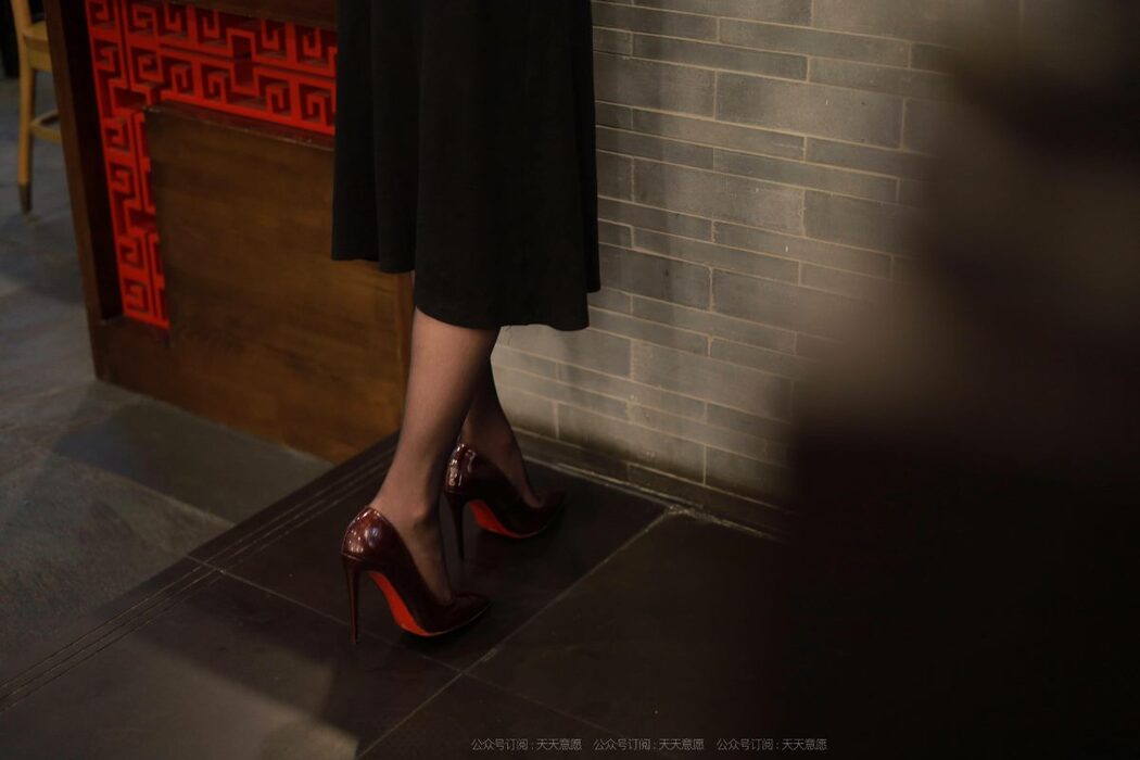 IESS异思趣向 No.933 Wan Ping
