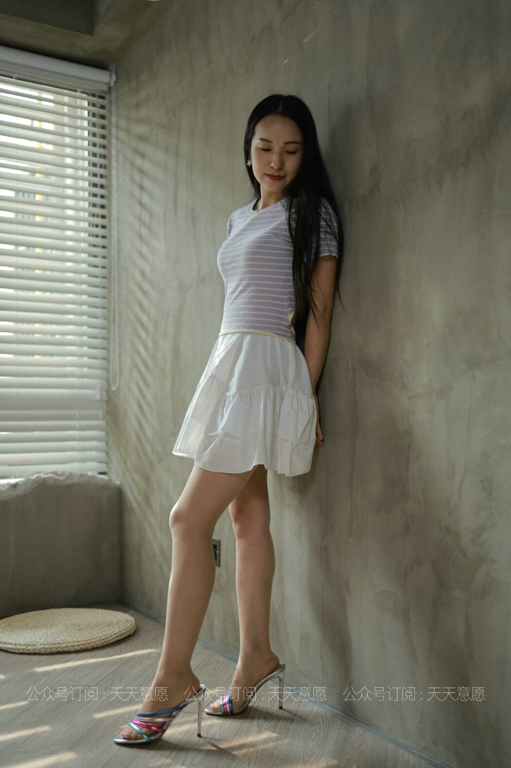 IESS异思趣向 No.875 Li Li