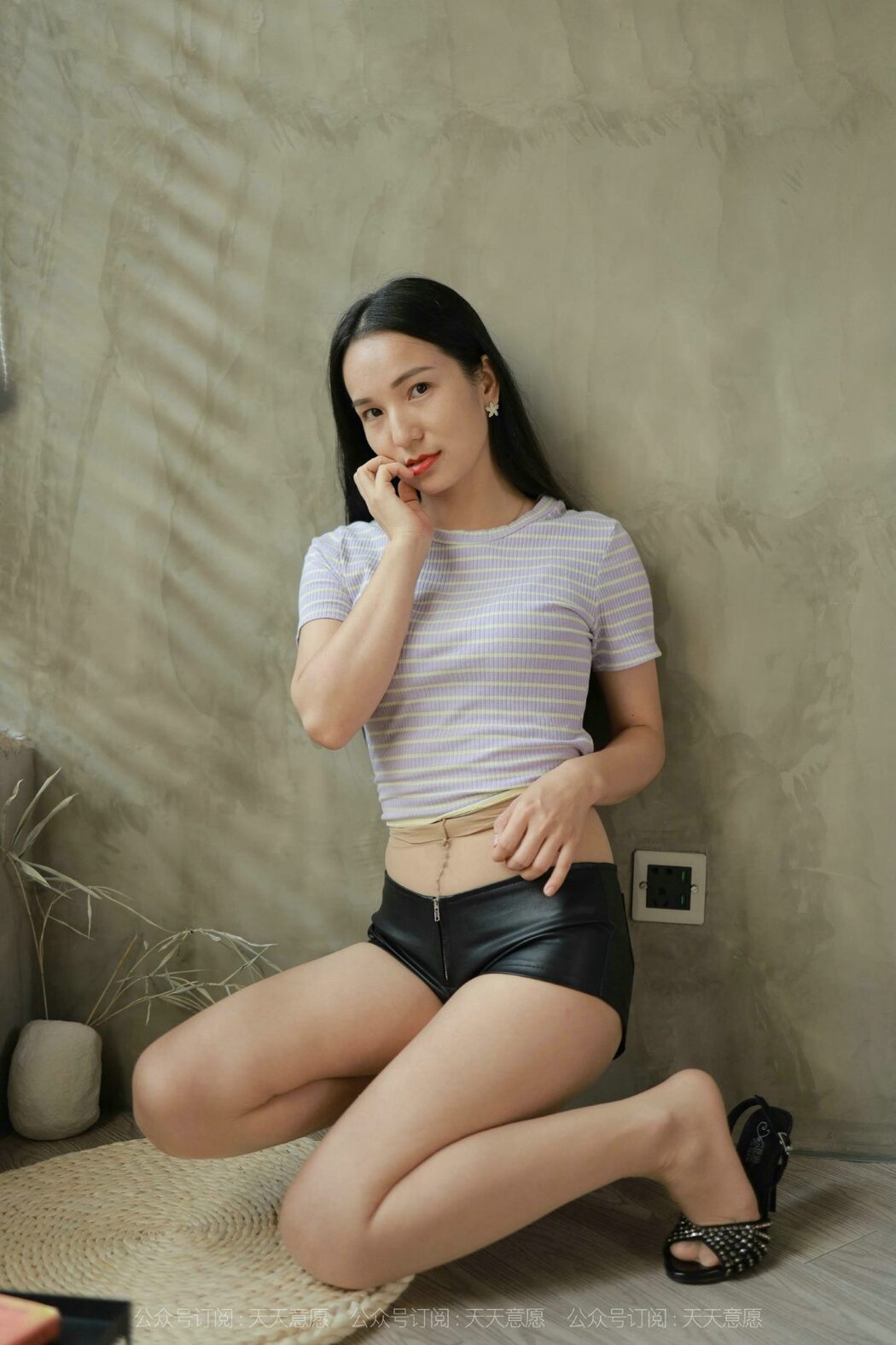 IESS异思趣向 No.923 Li Li