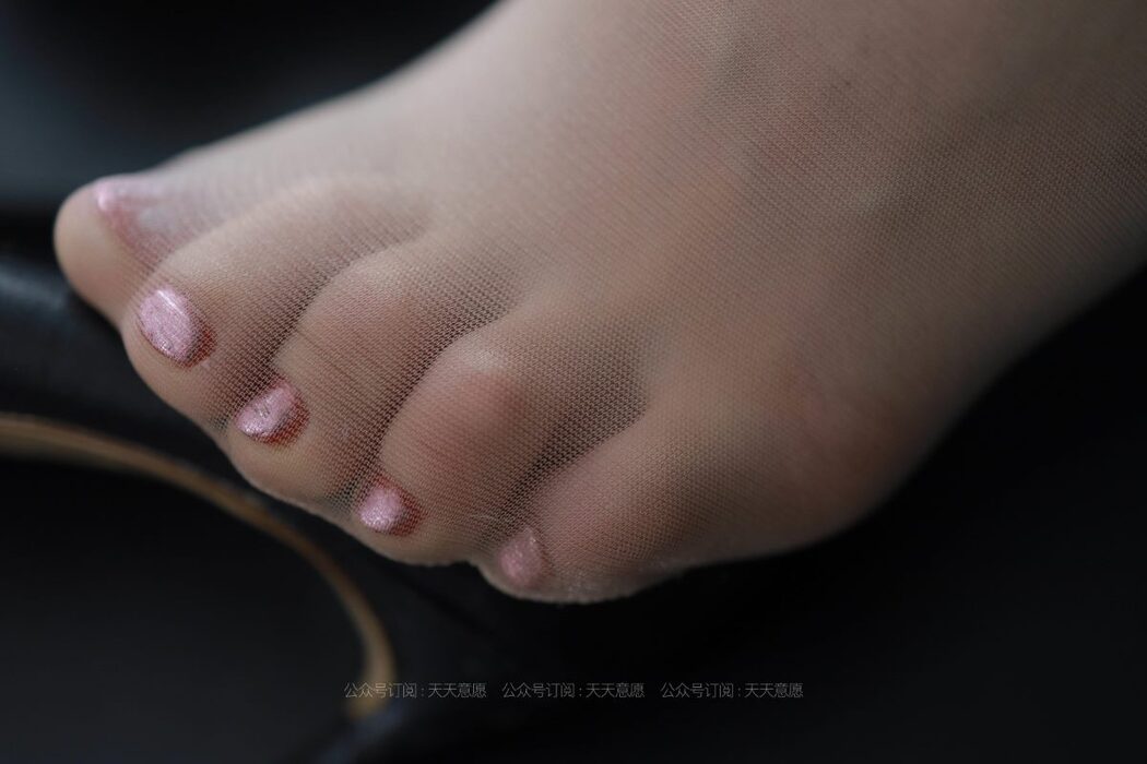 IESS异思趣向 No.880 Xiao Qi