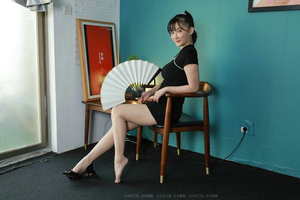 IESS异思趣向 No.932 Qiu Qiu
