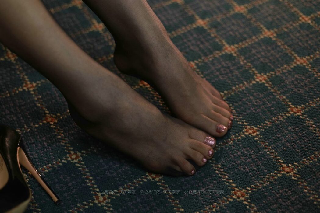 IESS异思趣向 No.887 Xiao Qi