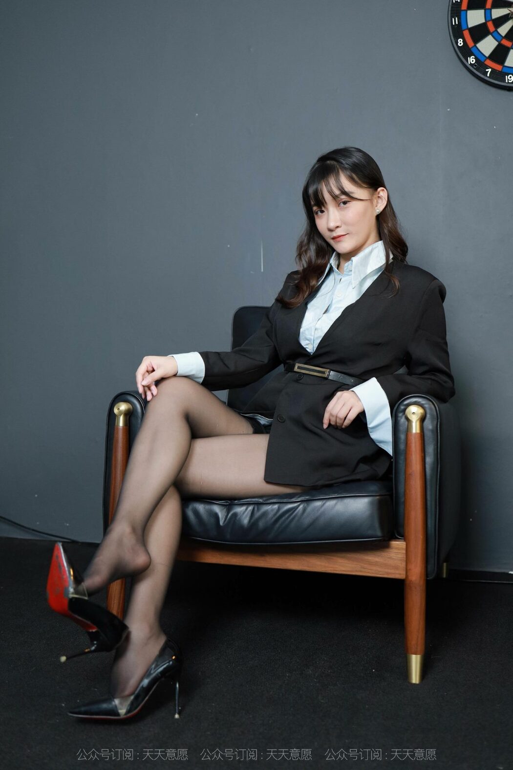 IESS异思趣向 No.952 Qiu Qiu
