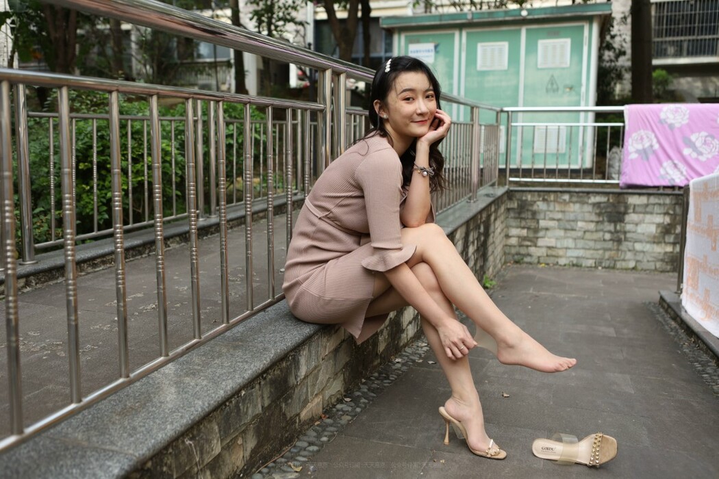IESS异思趣向 No.970 Qiu Qiu