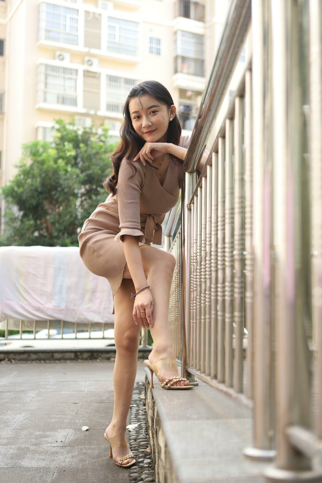 IESS异思趣向 No.970 Qiu Qiu