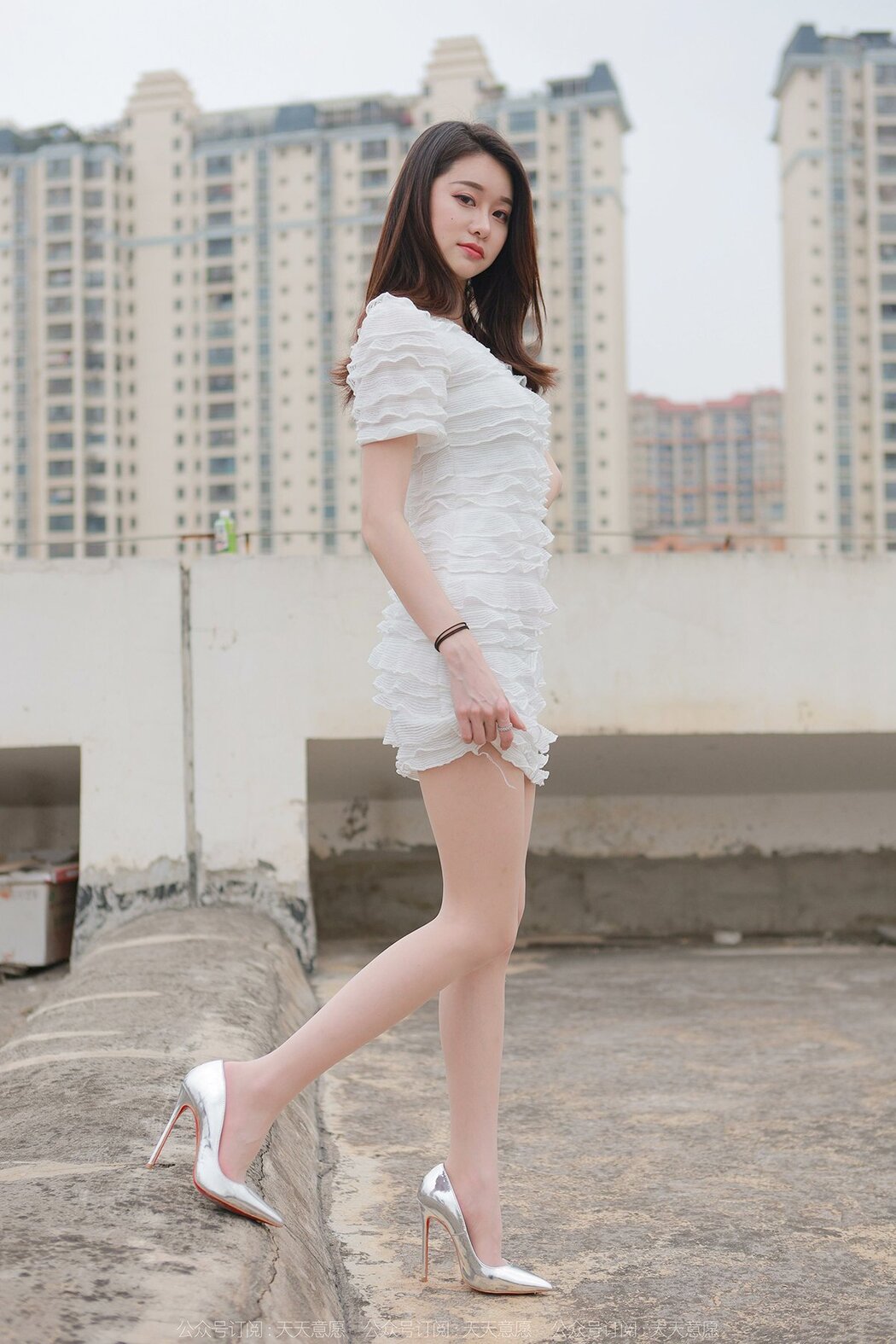 IESS异思趣向 No.979 Jia Ye Cover Photo