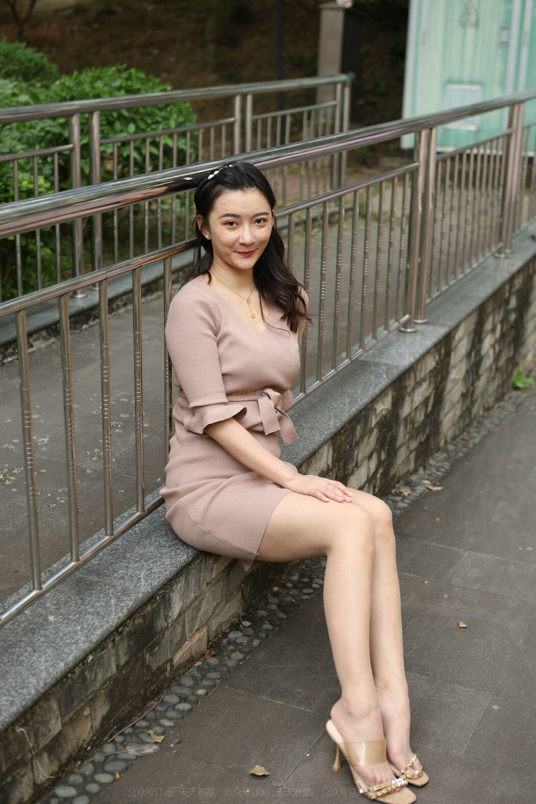 IESS异思趣向 No.970 Qiu Qiu