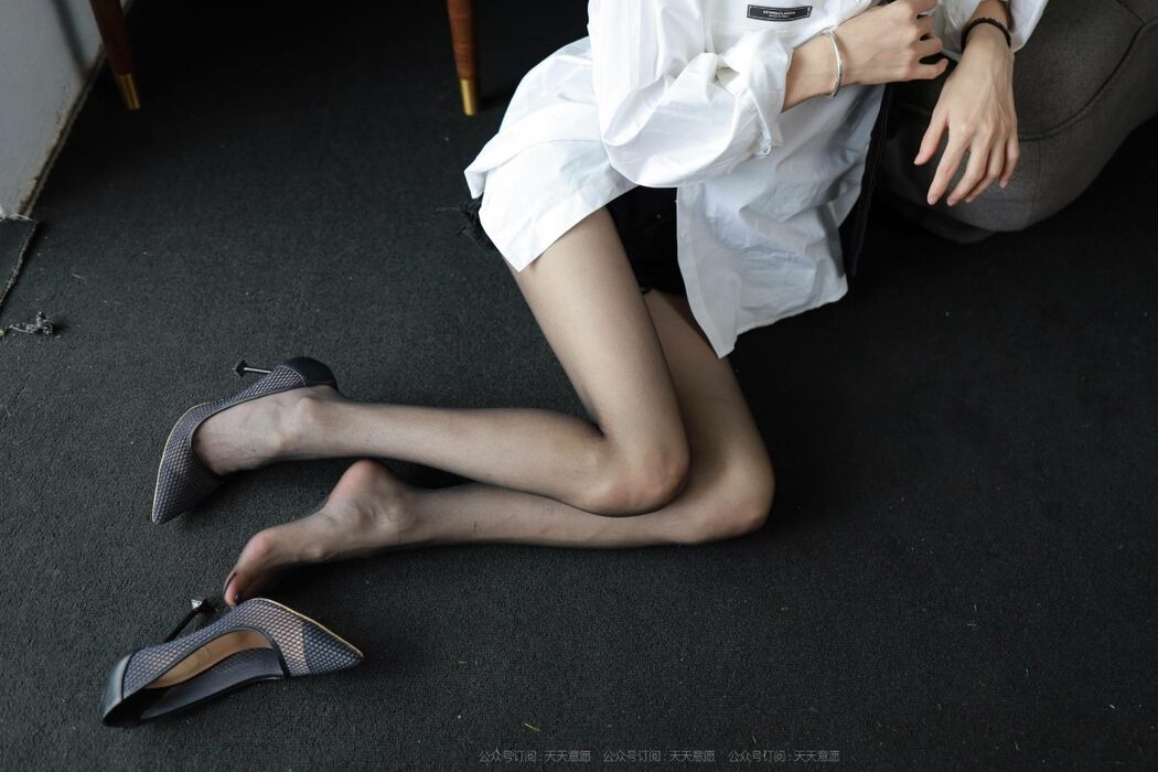 IESS异思趣向 No.944 Xiao Liu