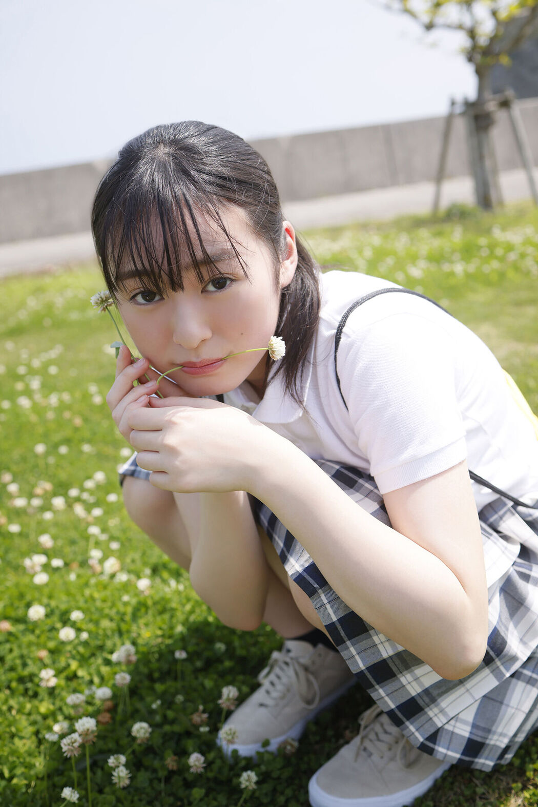 JP Miu Shirahama 白濱美兎 – ヤングガンガンデジタル限定写真集 君と合宿中 デジタル版ヤングガンガン特別編集 (73P)