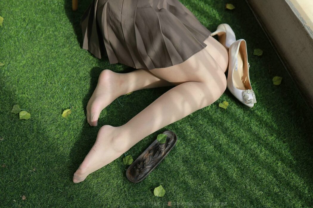 IESS异思趣向 No.943 Qiu Qiu