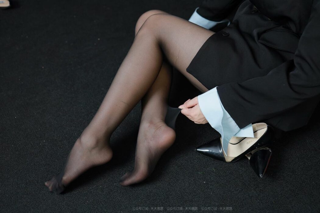 IESS异思趣向 No.952 Qiu Qiu