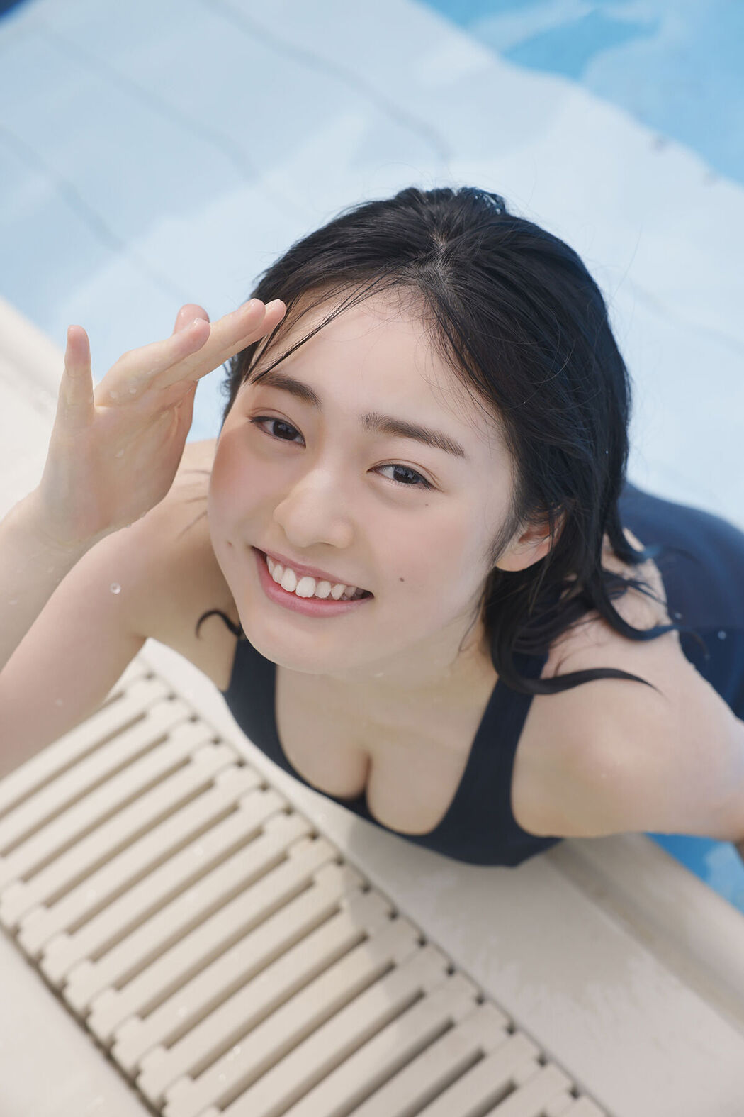 JP Miu Shirahama 白濱美兎 – ヤングガンガンデジタル限定写真集 君と合宿中 デジタル版ヤングガンガン特別編集 (73P)