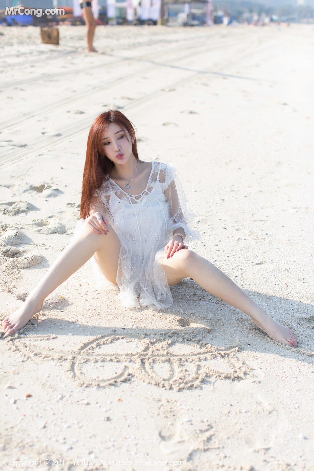 YouMi Vol.092: 土肥圆矮挫穷 (45 images)