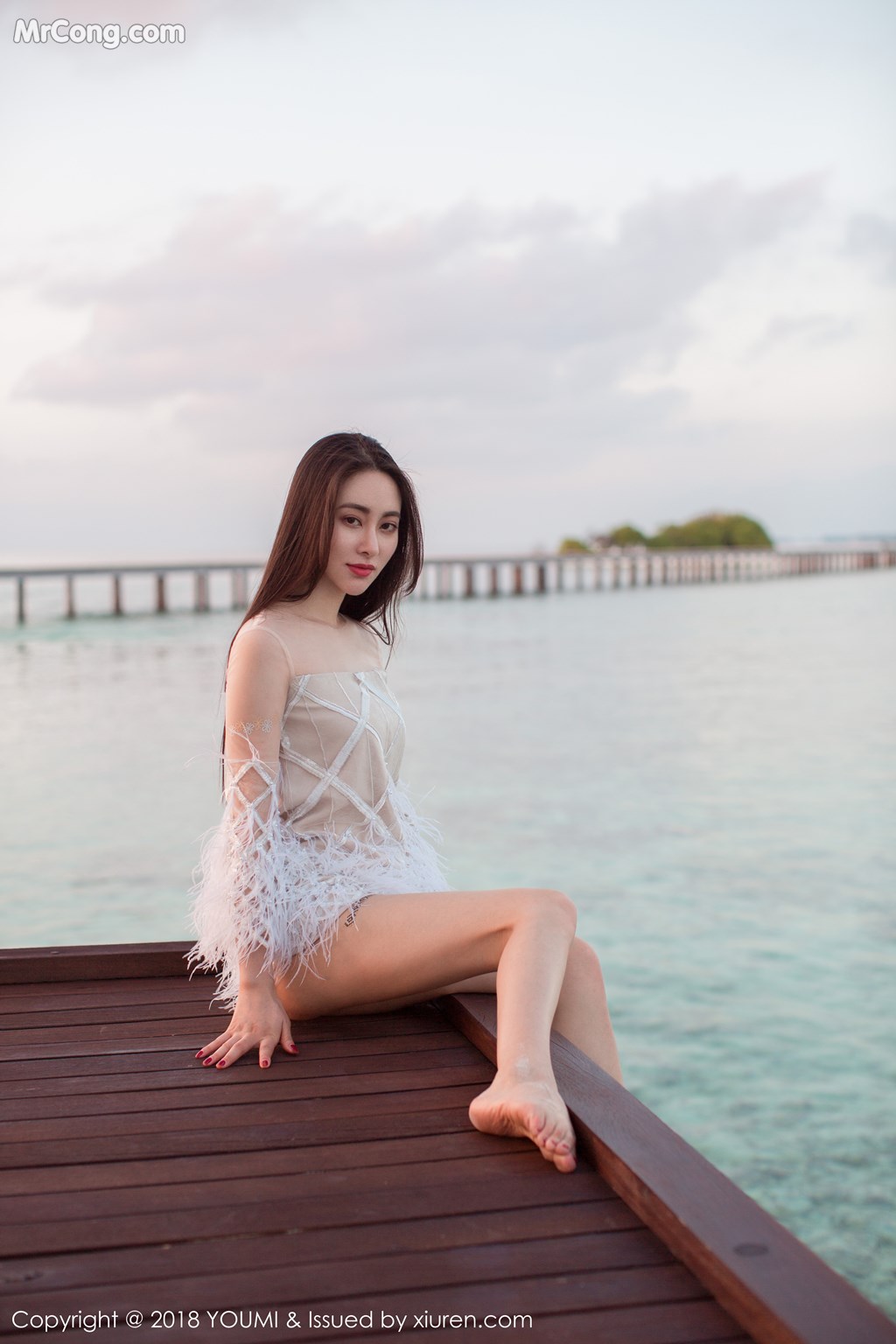 YouMi Vol.135: Mu Fei Fei (穆菲菲) (42 images)