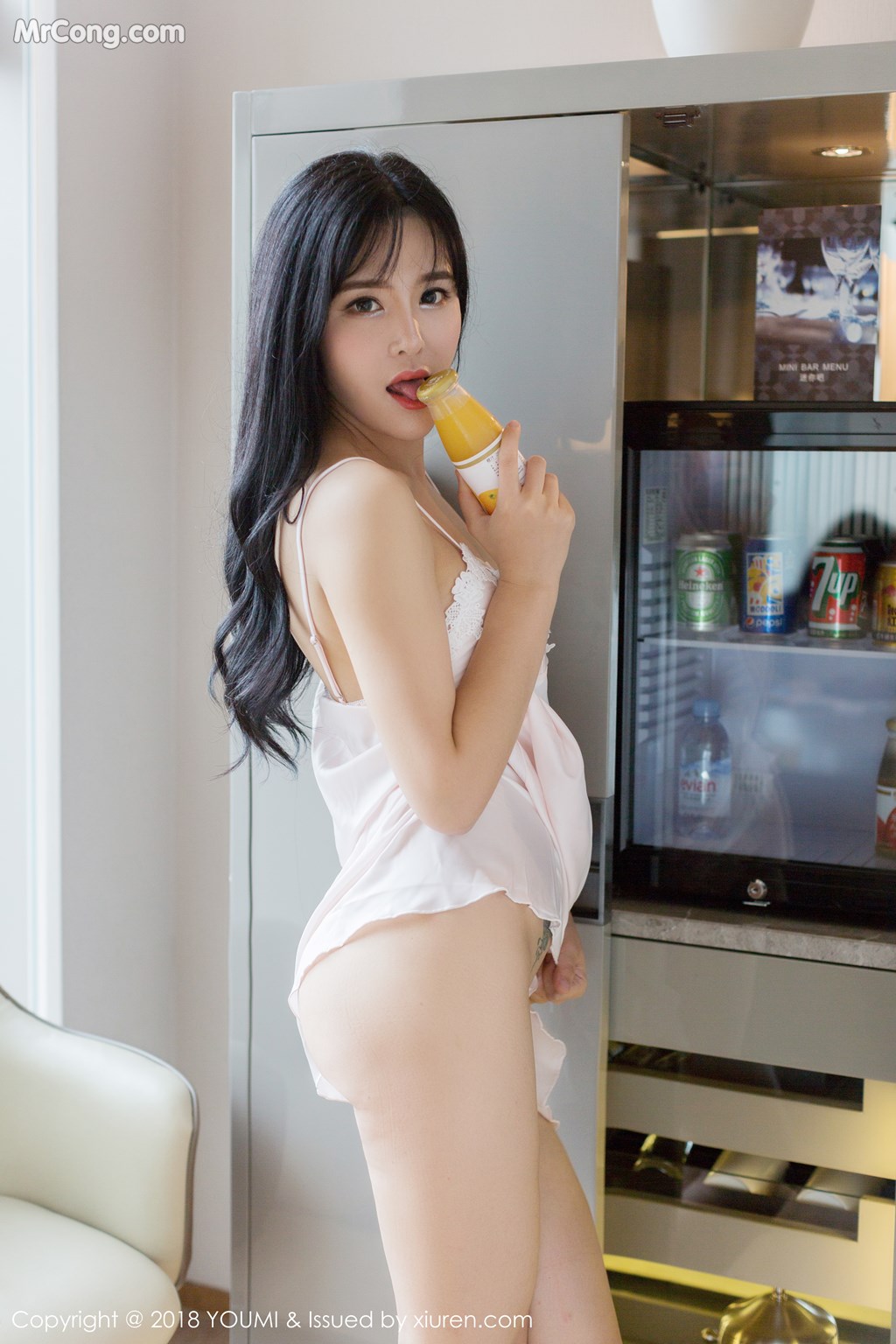 YouMi Vol.143: Liu Yu Er (刘钰儿) (42 images)