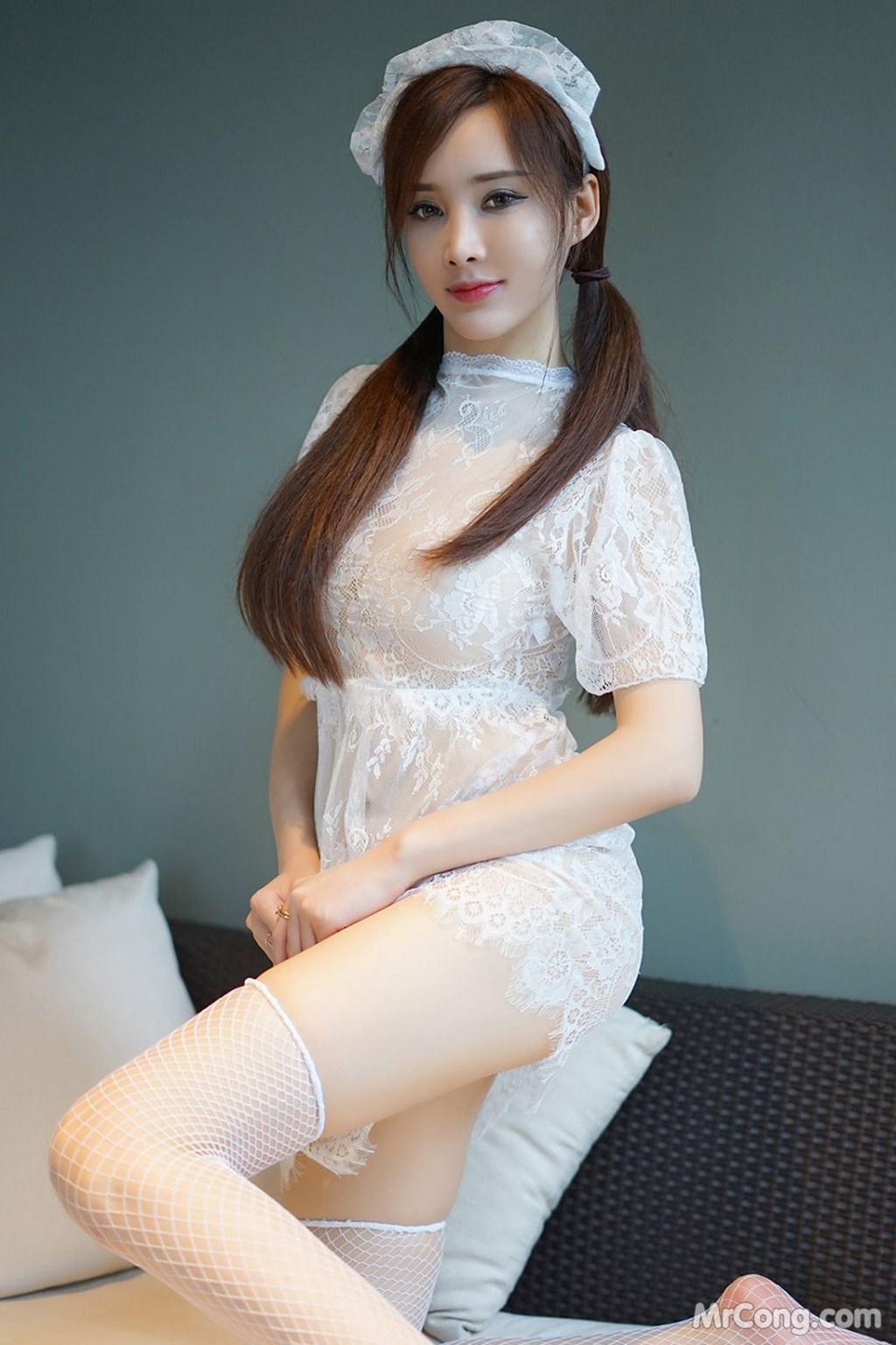 YouMi Vol.052: 土肥圆矮挫穷 (39 images)