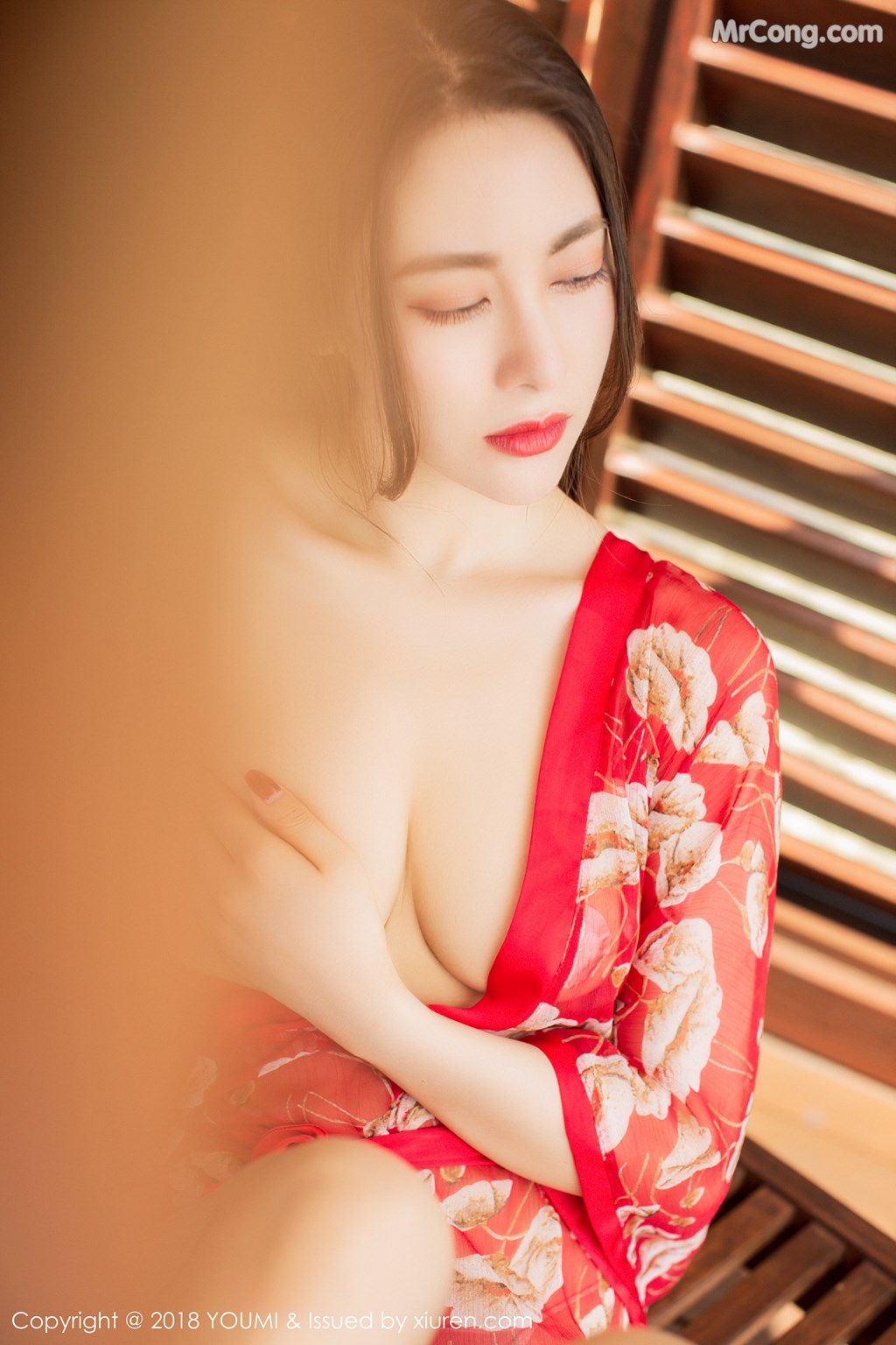 YouMi Vol.104: Mu Fei Fei (穆菲菲) (44 images)