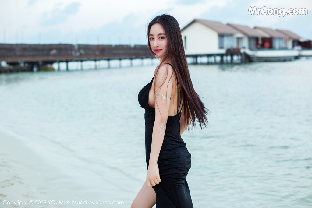 YouMi Vol.104: Mu Fei Fei (穆菲菲) (44 images)