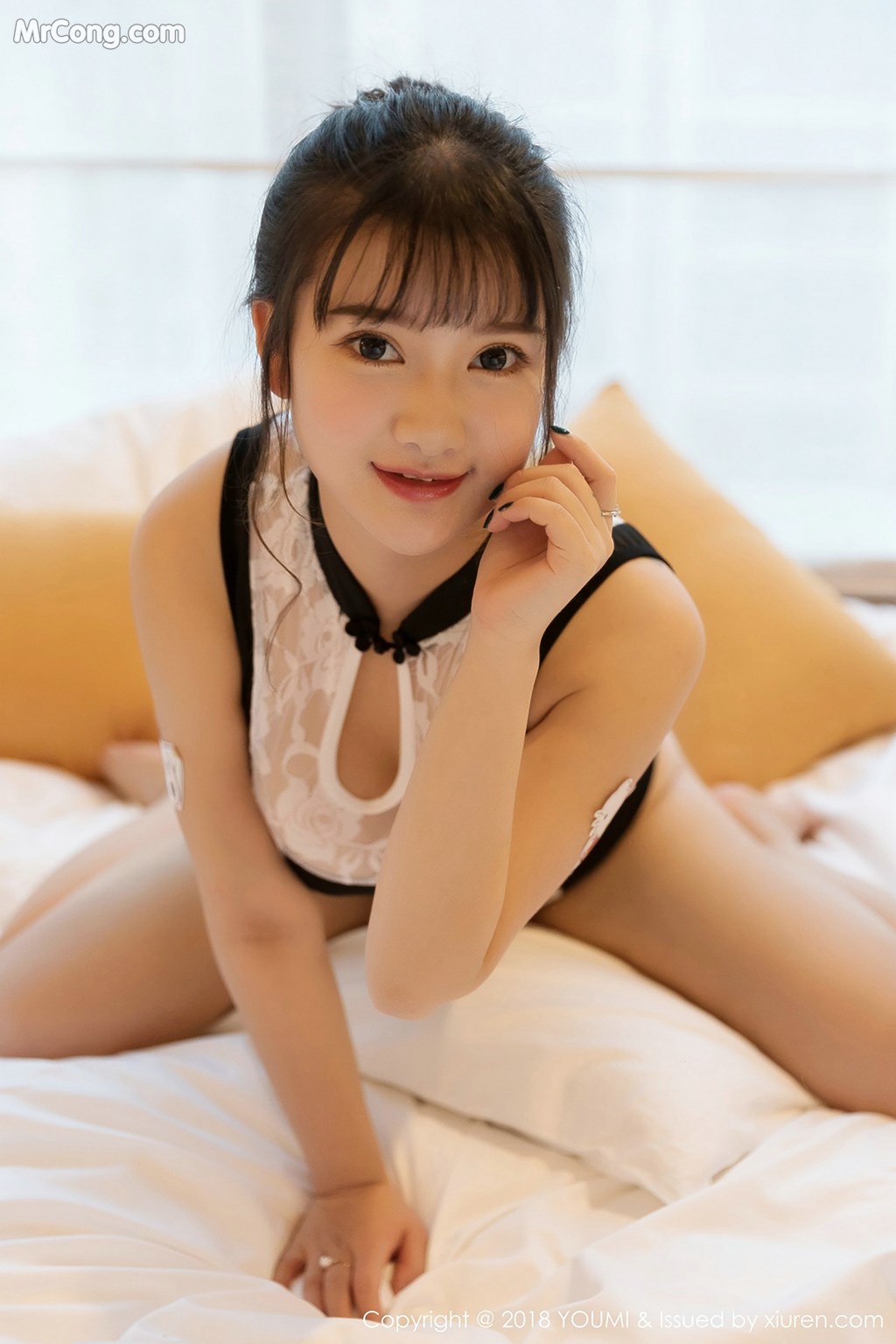 YouMi Vol.250: Xiao You Nai (小尤奈) (52 images)