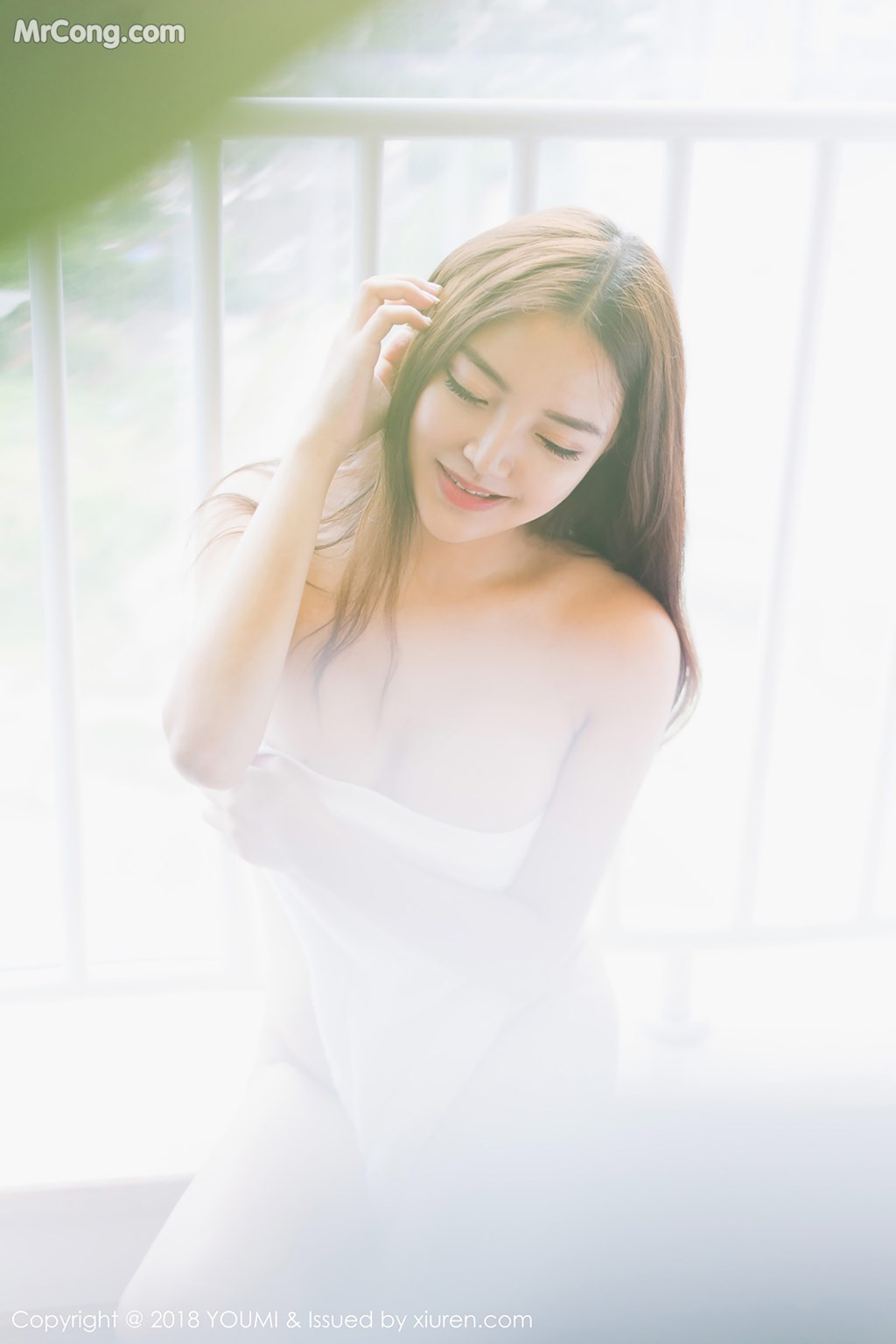 YouMi Vol.232: 拉菲妹妹 (45 images)