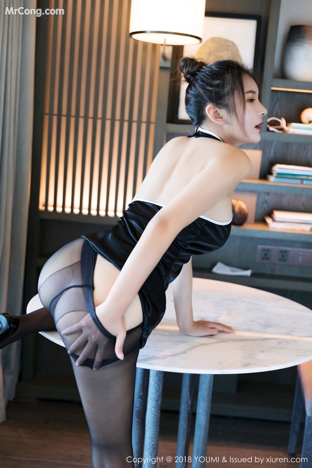 YouMi Vol.233: SOLO-尹菲 (46 images)