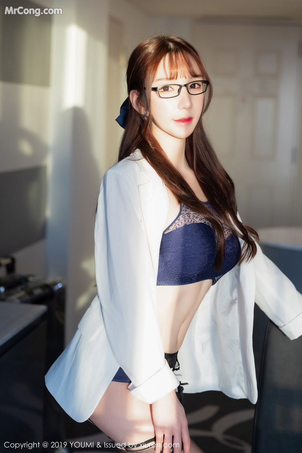 YouMi Vol.332: Zhou Yuxi (周于希Sandy) (57 images)