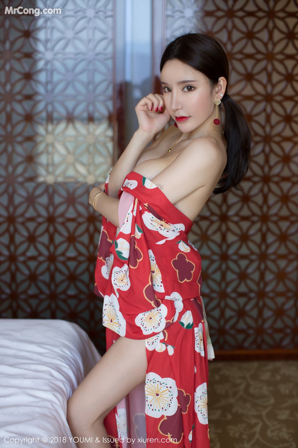 YouMi Vol.190: Zhou Yuxi (周于希) (50 images)