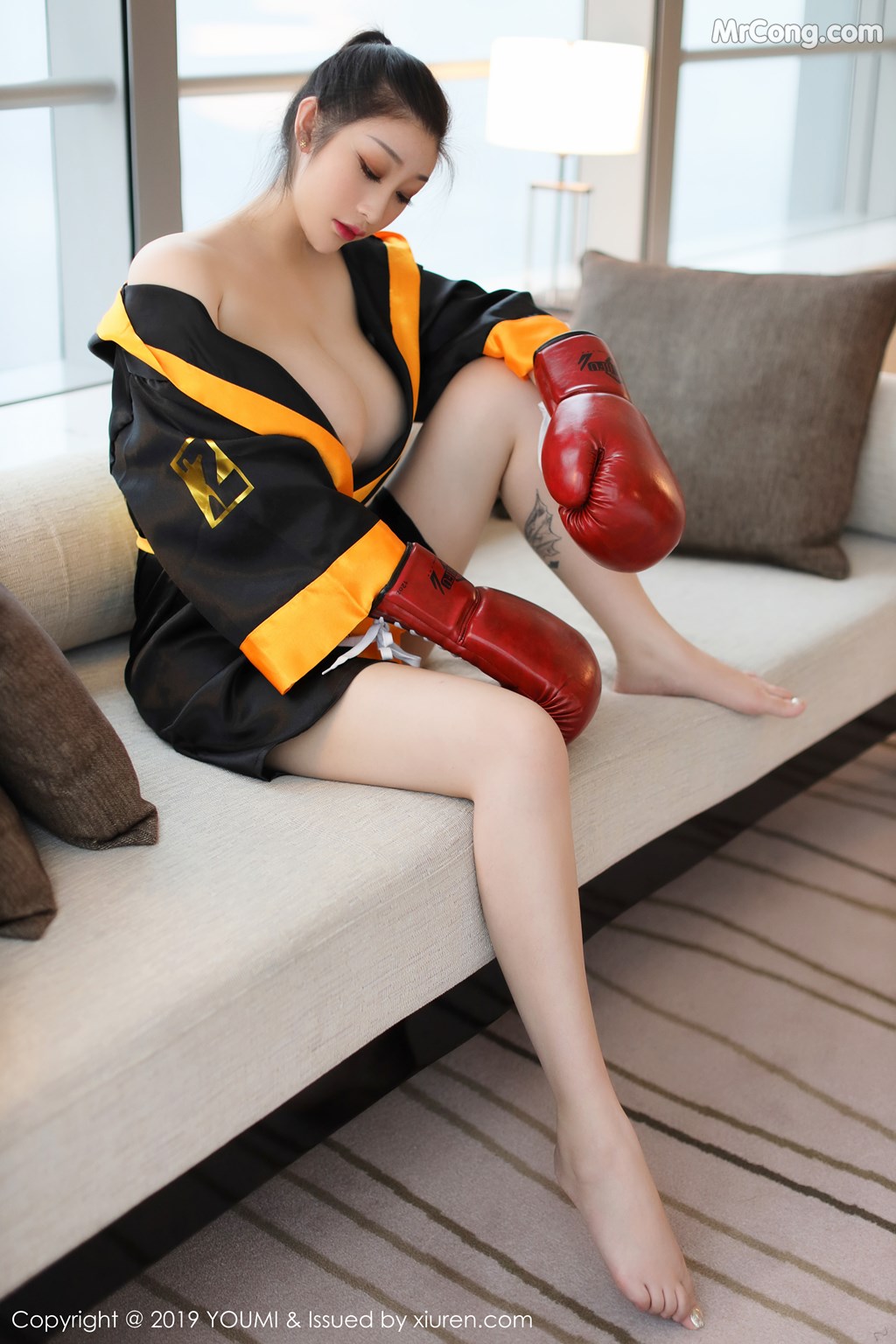 YouMi Vol.387: Daji_Toxic (妲己_Toxic) (51 images)