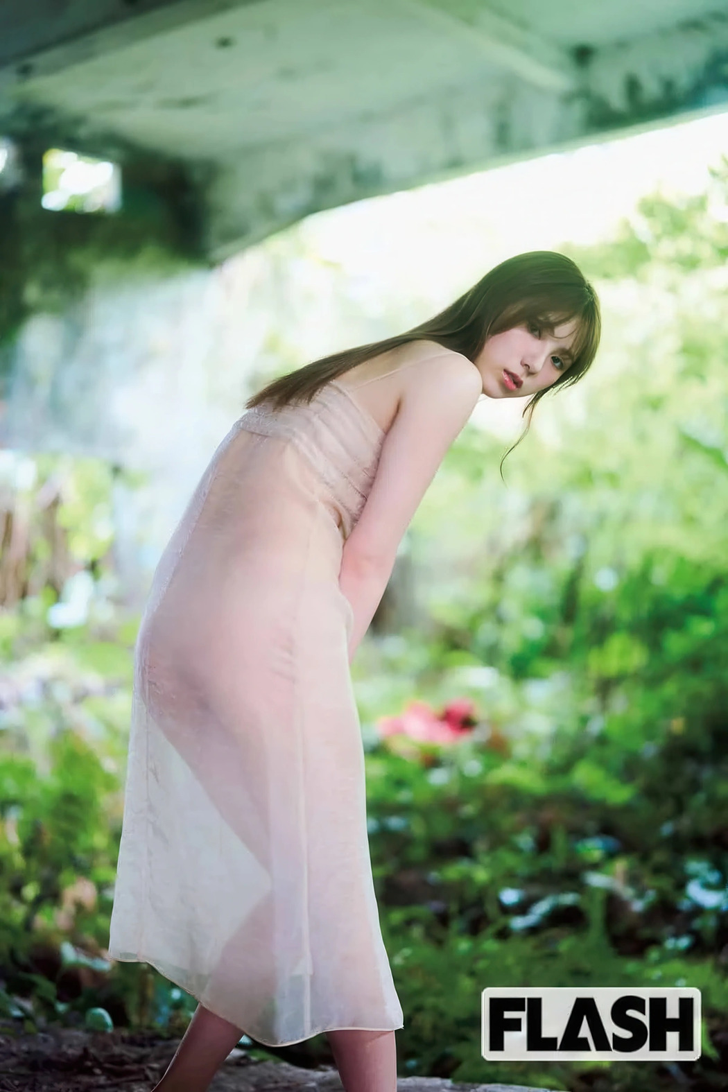 Nao Furuhata 古畑奈和, Maya Sugawara 菅原茉椰, FLASH 2025.09.02 (フラッシュ 2025年9月2日号)