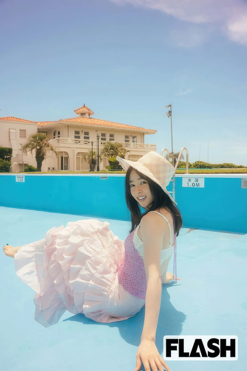 Hinako Sakurai 桜井日奈子, FLASH 2025.09.02 (フラッシュ 2025年9月2日号)