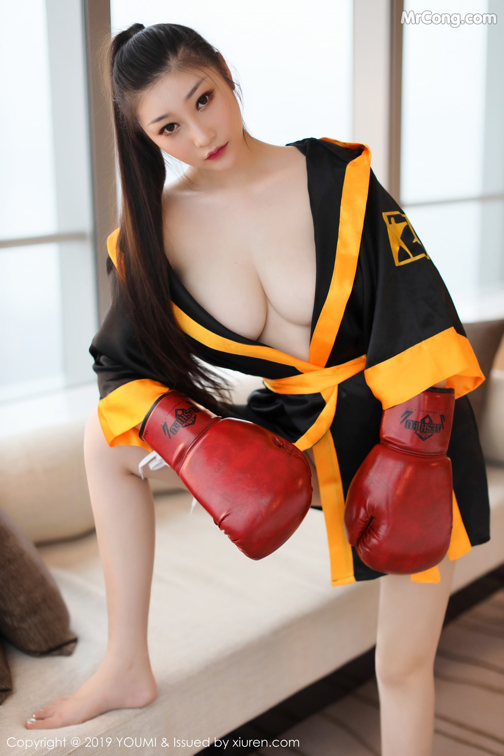 YouMi Vol.387: Daji_Toxic (妲己_Toxic) (51 images)