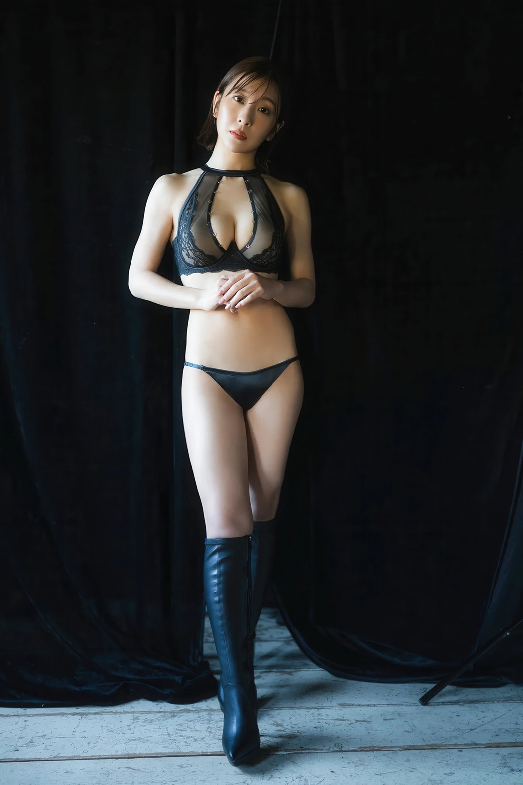 Narumi Itano 板野成美, FRIDAYデジタル写真集 「なるほど、グッドボディ vol.1」 Set.02