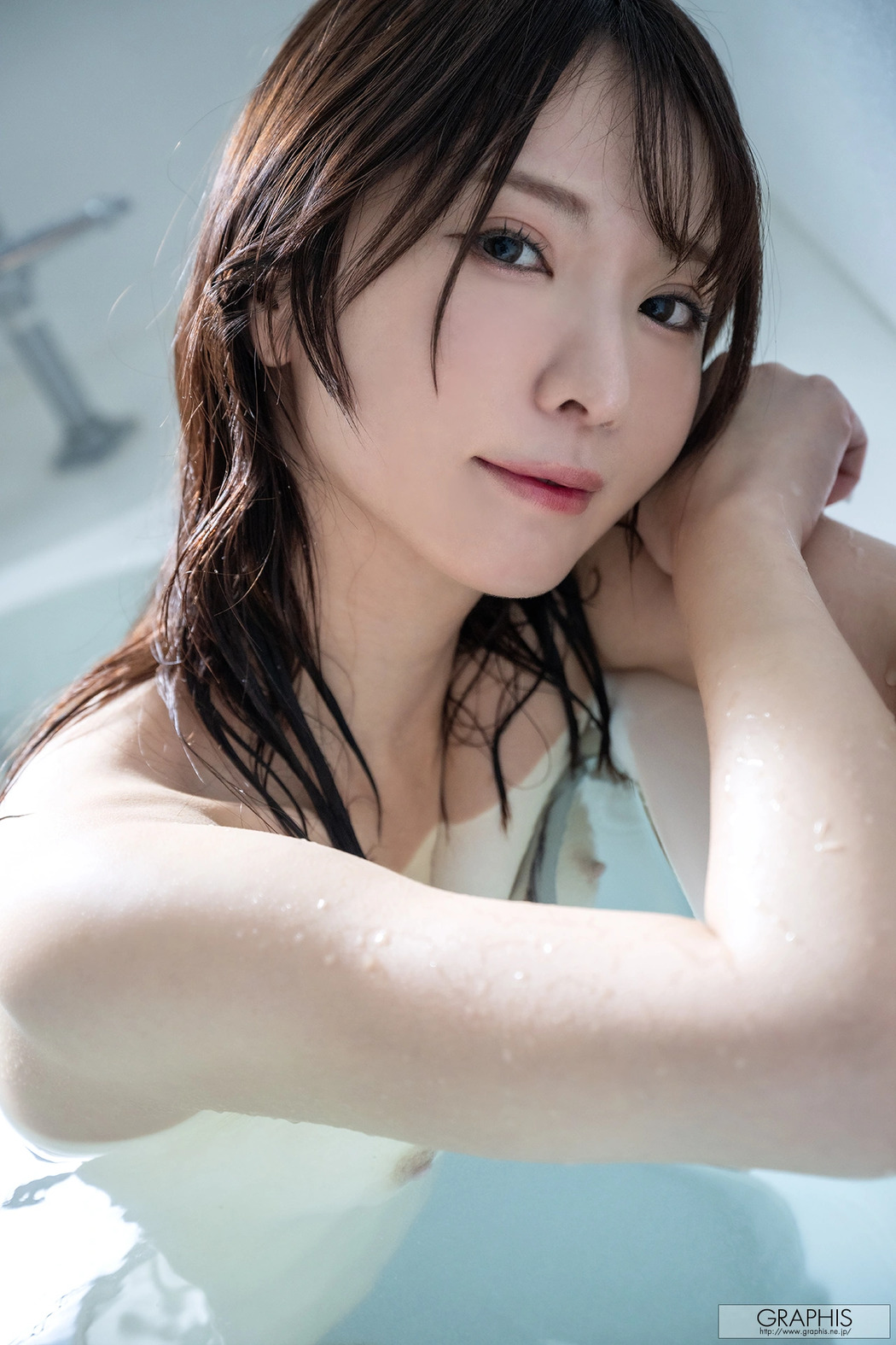 Yuuka Niizuma 新妻ゆうか, Graphis First Gravure Vol.06