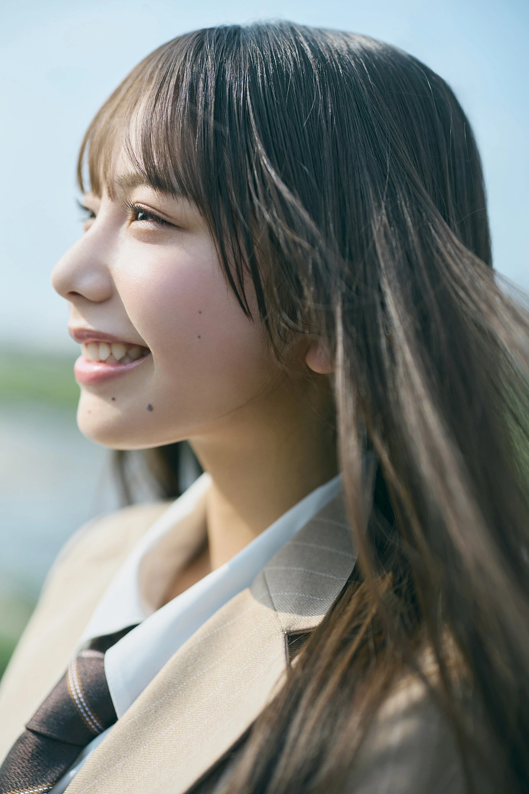 Izuki Shimoda 下田衣珠季, Young Magazine 2025 No.44 (ヤングマガジン 2025年44号)