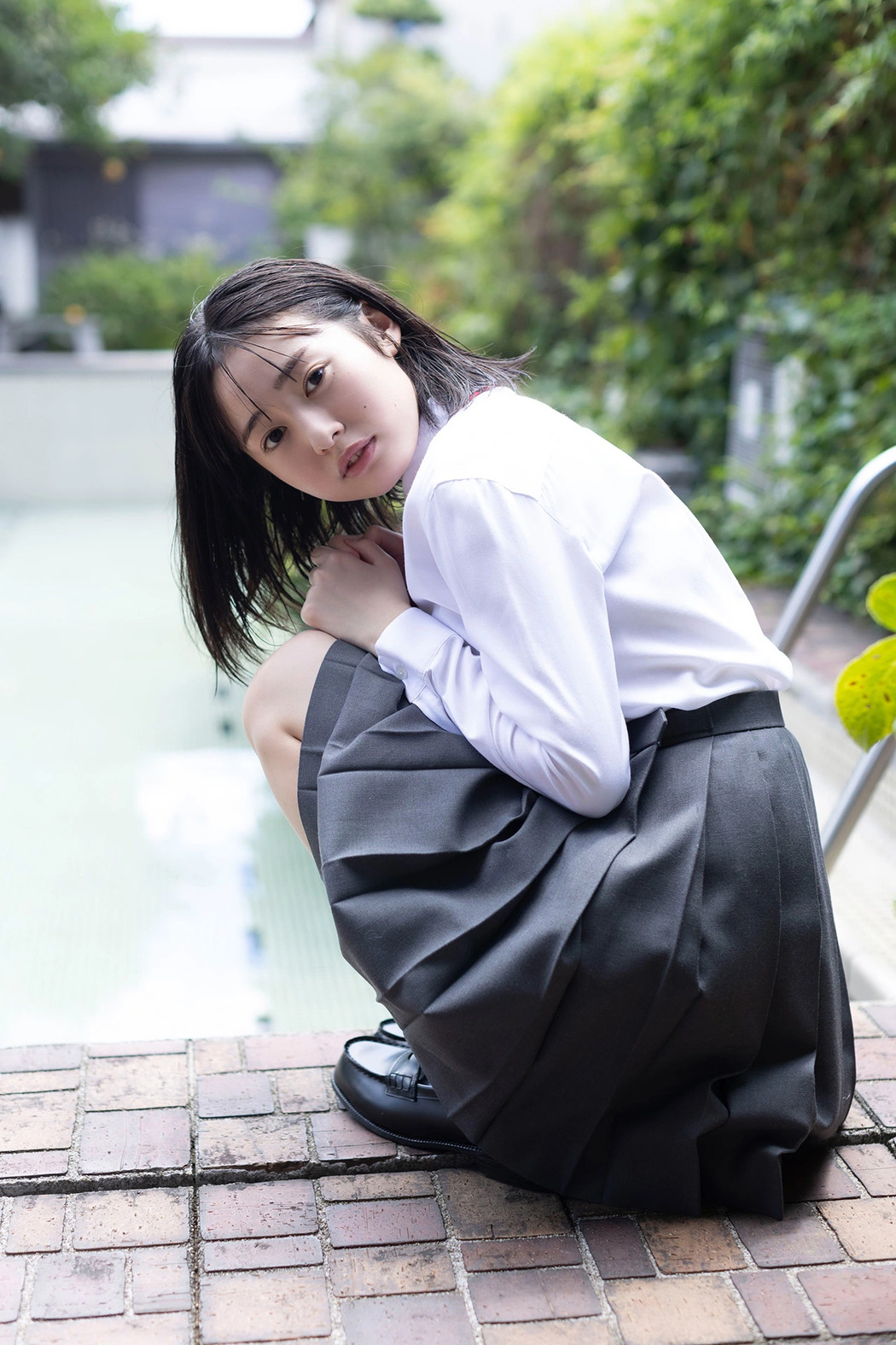 Miu Shirahama 白濱美兎, FLASHデジタル写真集 「ちょっぴりオトナ」 Set.01