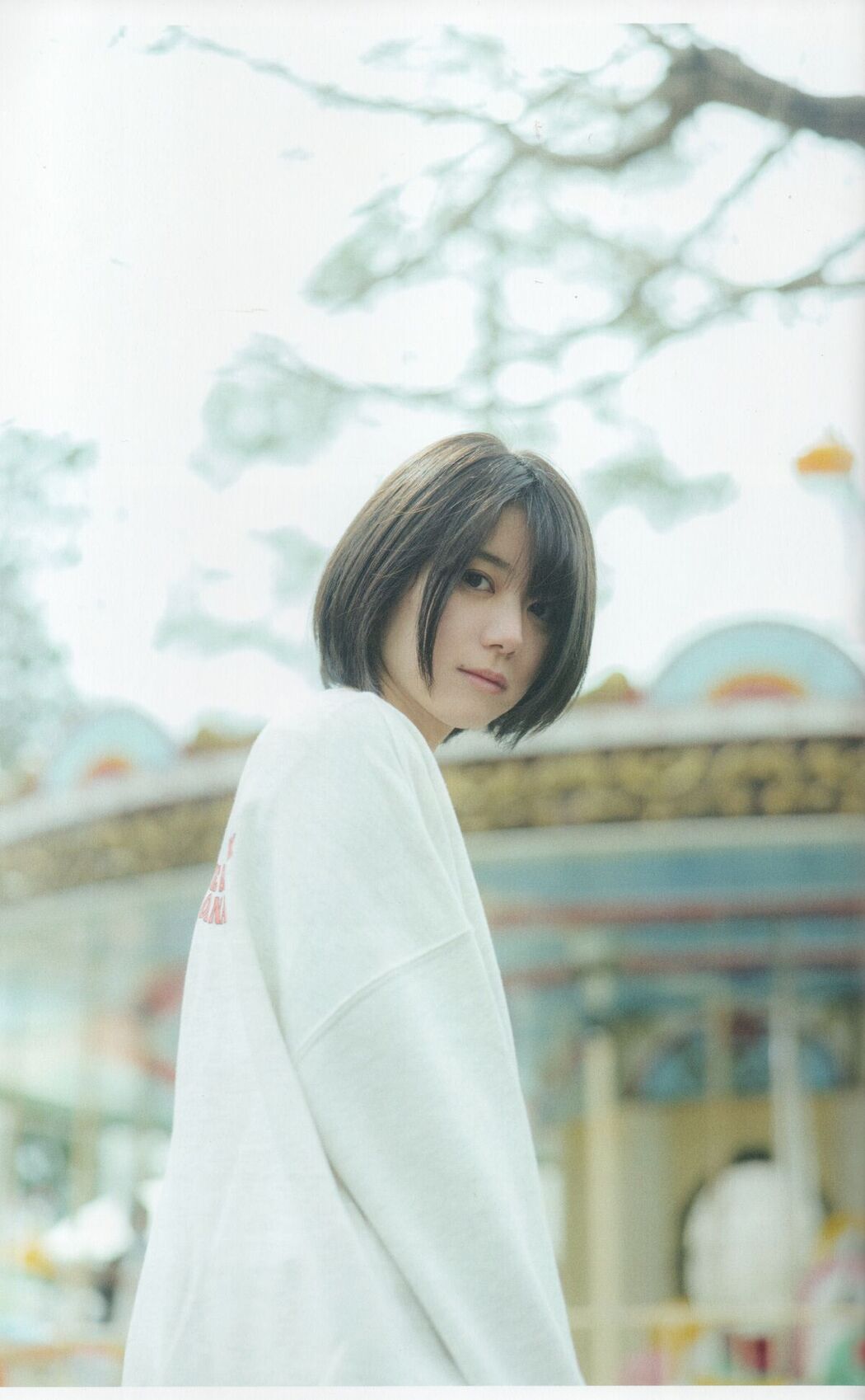 JP Momoka Onishi 大西桃香 – 2023.09.30 AKB48 2nd写真集 桃の眺め方 Part01 (58P)
