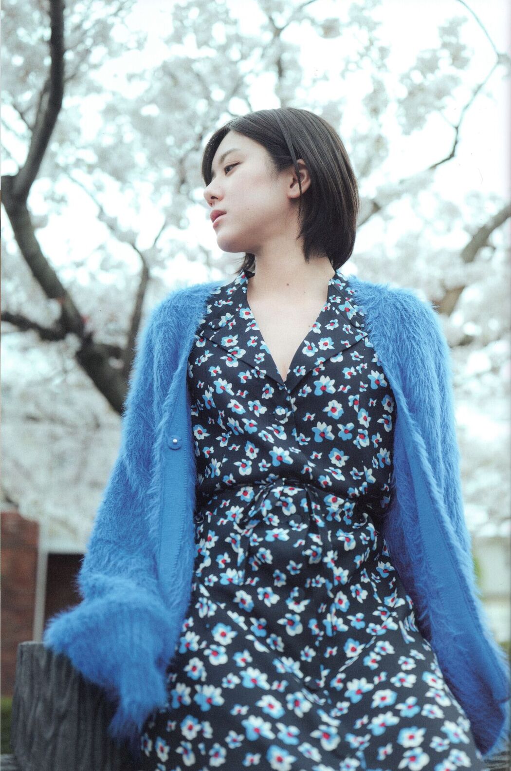 JP Momoka Onishi 大西桃香 – 2023.09.30 AKB48 2nd写真集 桃の眺め方 Part01 (58P)