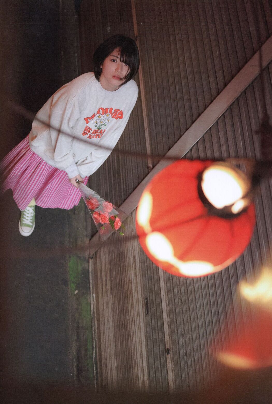 JP Momoka Onishi 大西桃香 – 2023.09.30 AKB48 2nd写真集 桃の眺め方 Part02 (59P)